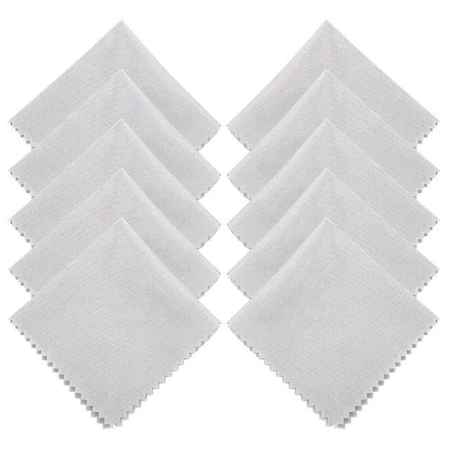 Microfiber cleaning cloths, stacked white square cloths with serrated edges