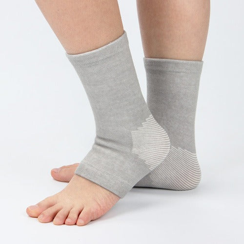 Grey ankle support socks with elastic arch band and heel cushioning