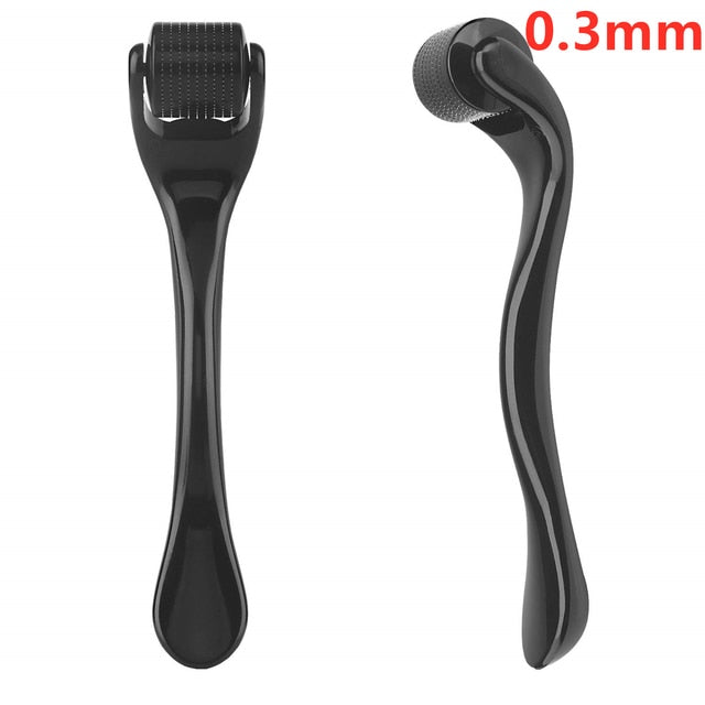 Face roller with 0.3mm needle drum, black handle, textured needle roller head