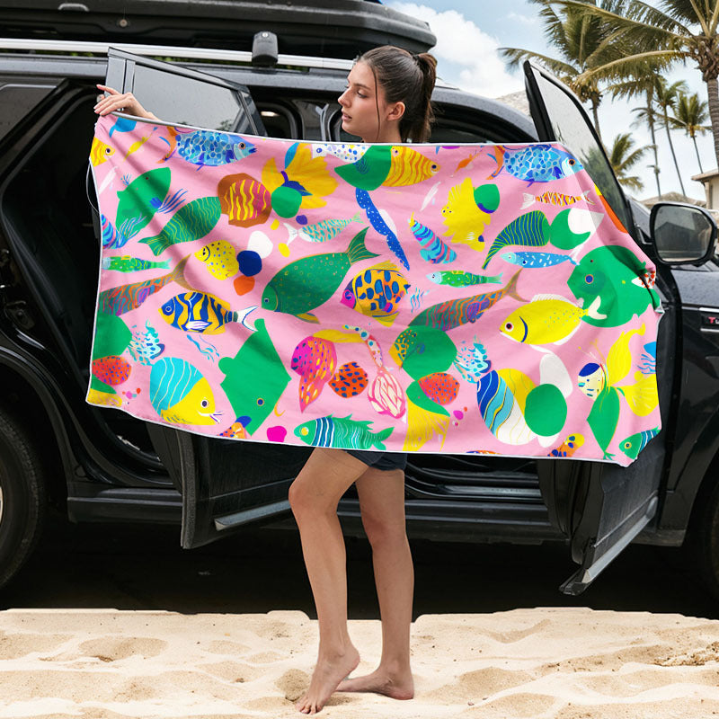 Quick-dry microfibre beach towel, colorful fish and coral print
