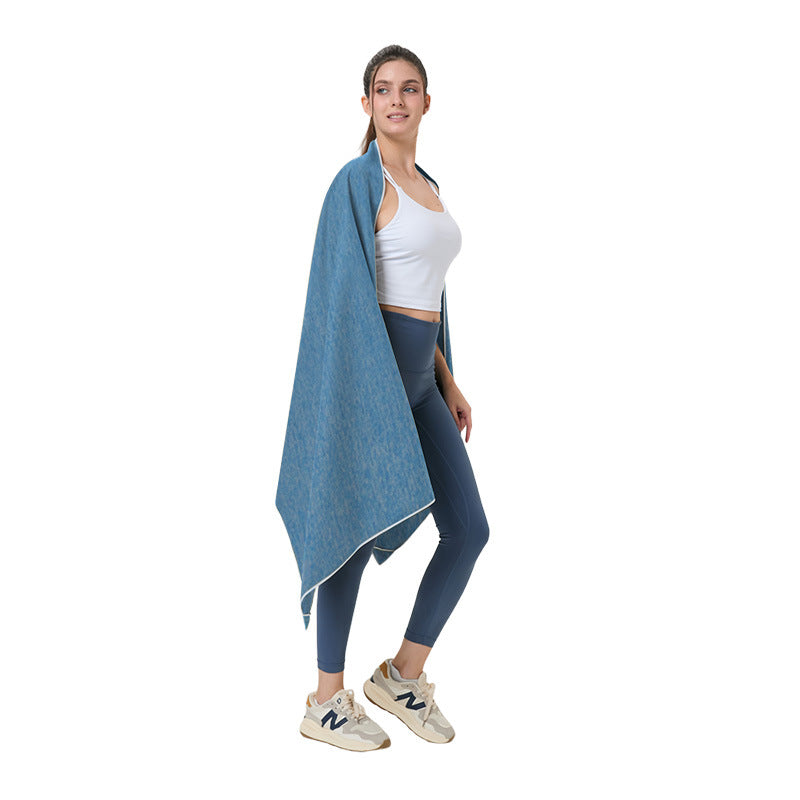 Quick-dry microfibre beach towel, medium blue solid