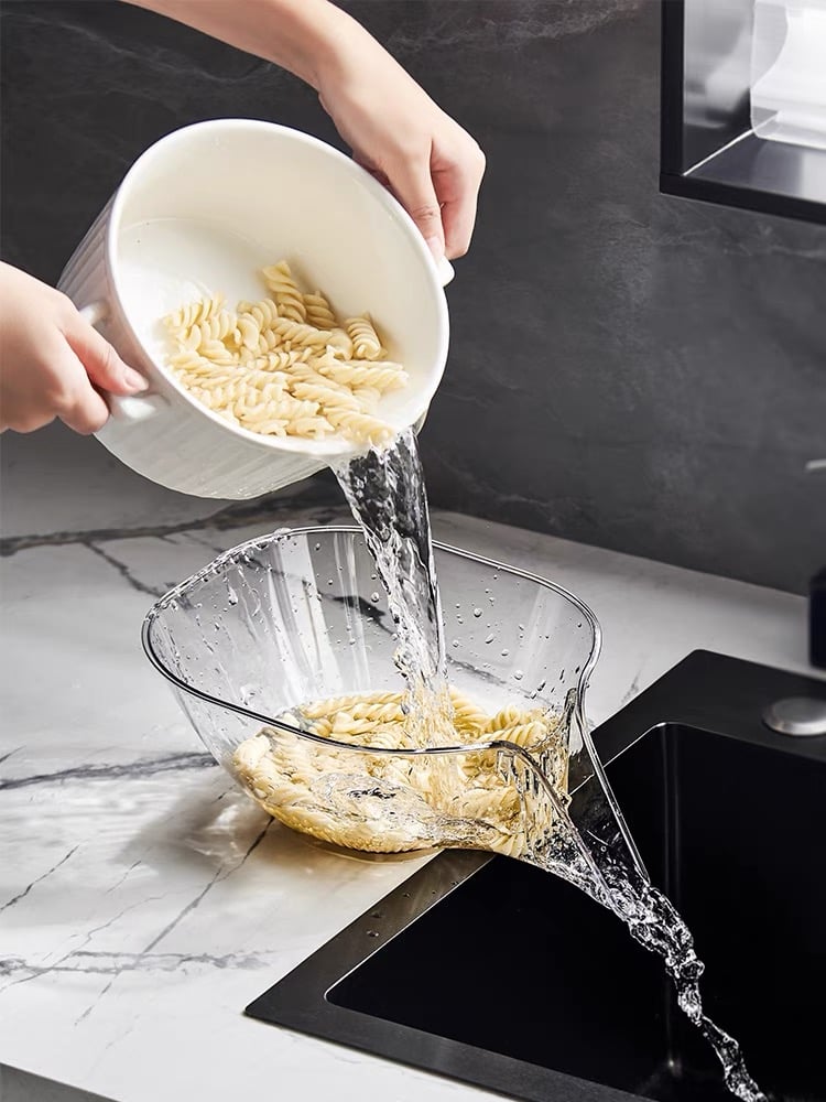 Transparent PCTG drain basket colander draining pasta with side handle and open bowl