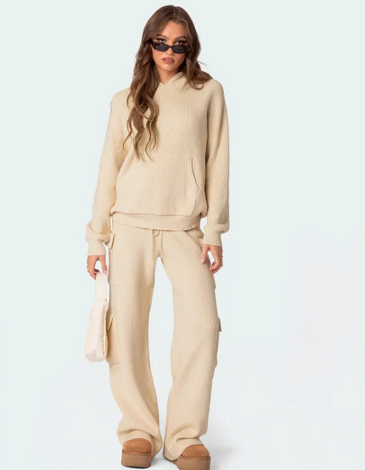 Two-piece hooded sweater suit in light apricot: hoodie and jogger pants set