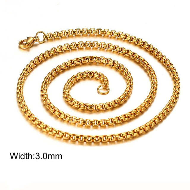 Gold-tone Cuban chain necklace with twisted rope links, interlocking figaro-style links