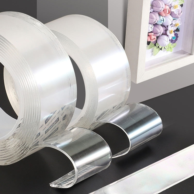 Double-sided transparent tape rolls with loose tape end